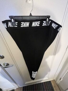 Nike Black and White Logo tights